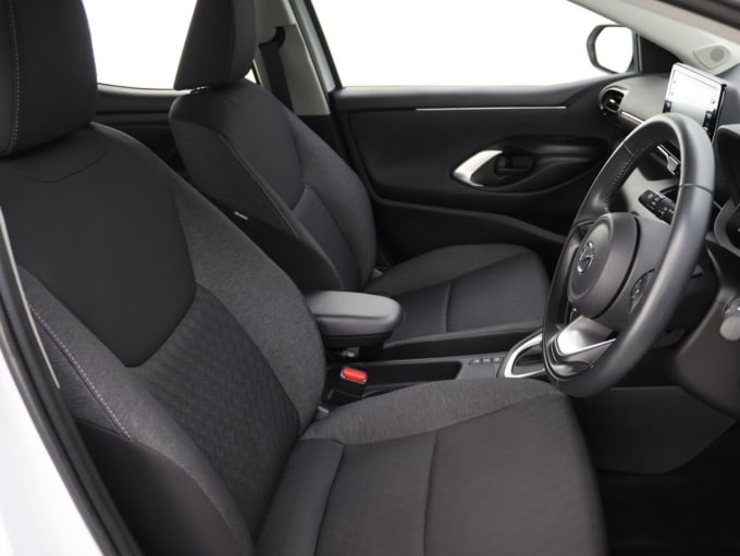 2025 Mazda Mazda2 Hybrid