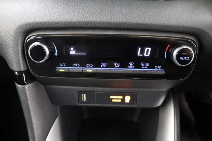 2025 Mazda Mazda2 Hybrid