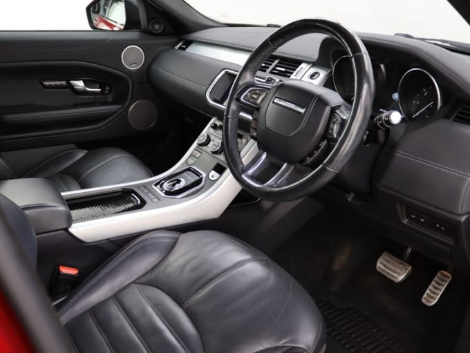 2025 Land Rover Range Rover Evoque