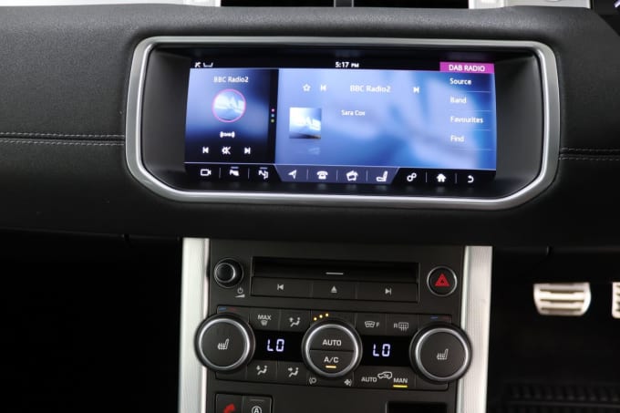 2025 Land Rover Range Rover Evoque