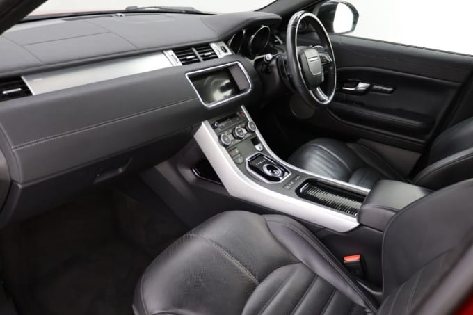 2025 Land Rover Range Rover Evoque