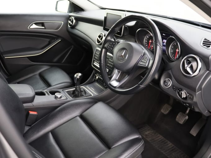 2025 Mercedes-benz Gla Class