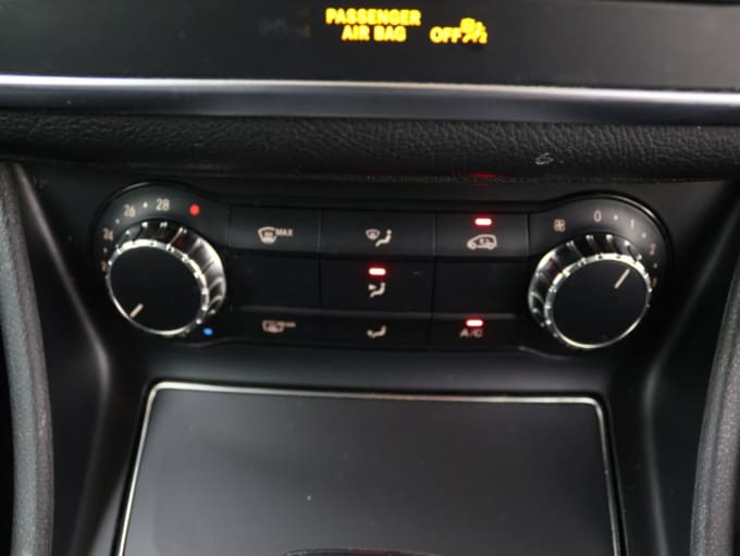 2025 Mercedes-benz Gla Class