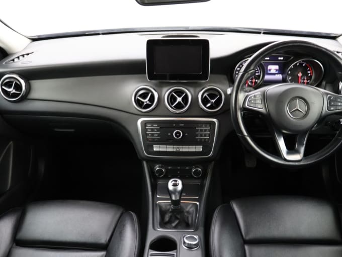 2025 Mercedes-benz Gla Class