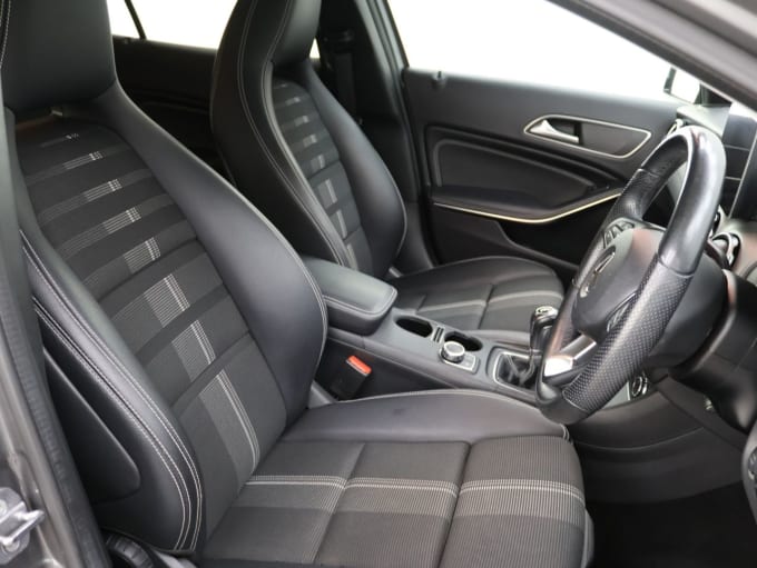 2025 Mercedes-benz Gla Class