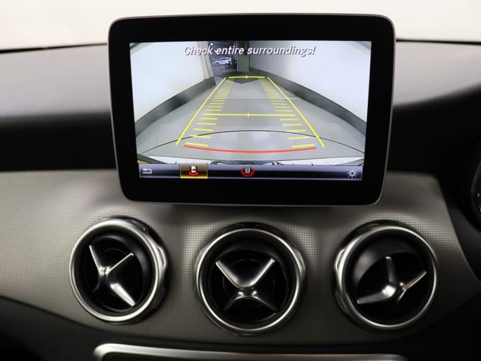 2025 Mercedes-benz Gla Class
