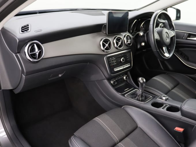 2025 Mercedes-benz Gla Class