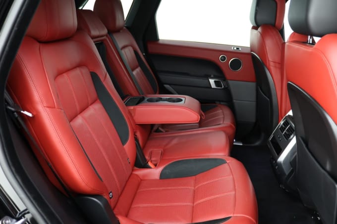 2025 Land Rover Range Rover Sport