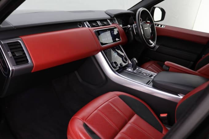 2025 Land Rover Range Rover Sport