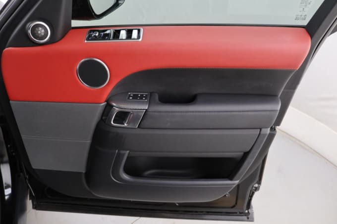 2025 Land Rover Range Rover Sport
