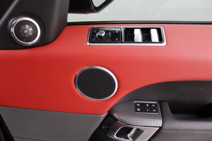 2025 Land Rover Range Rover Sport