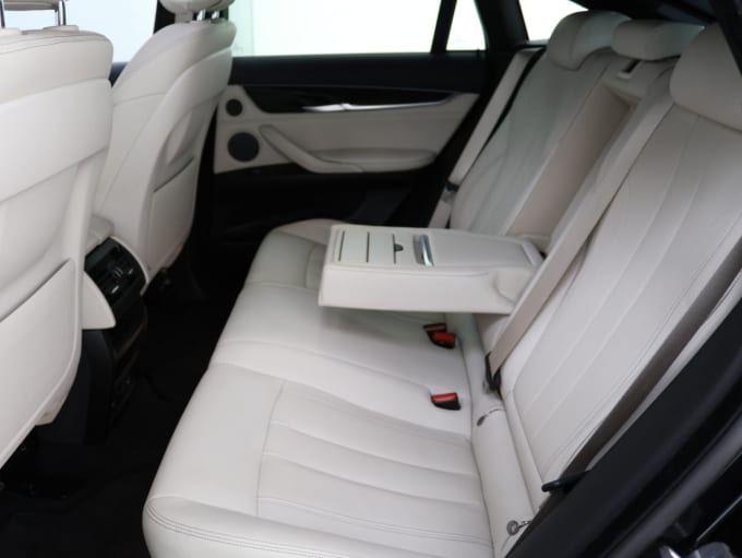 2025 BMW X6