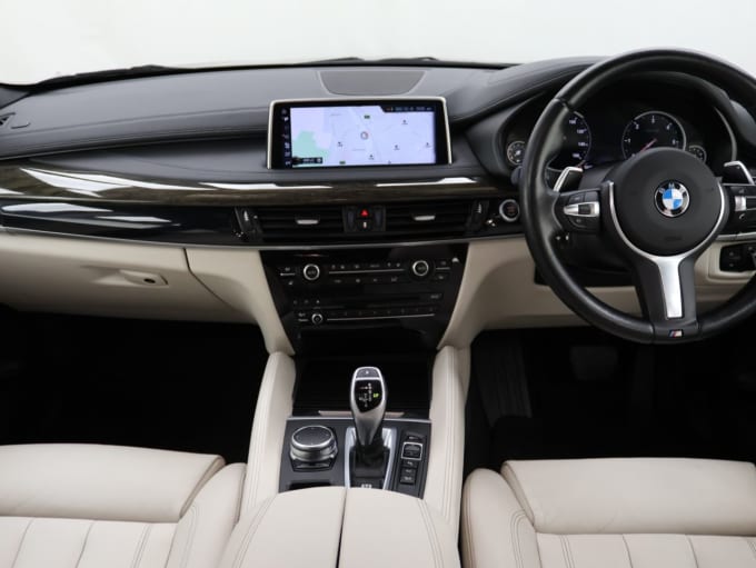 2025 BMW X6