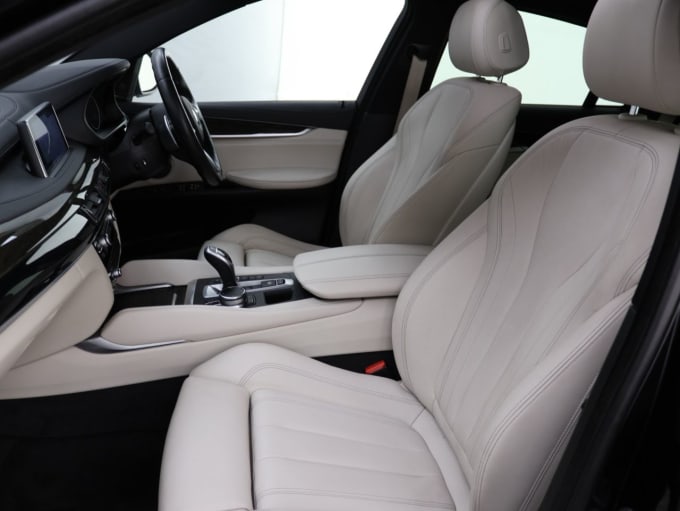 2025 BMW X6