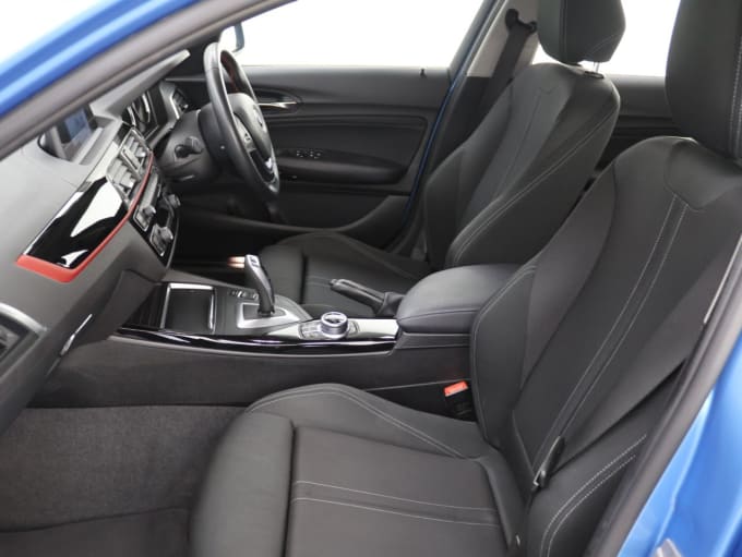 2025 BMW 1 Series