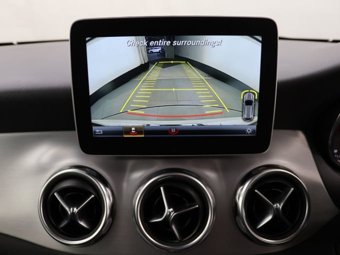 2025 Mercedes-benz Gla Class