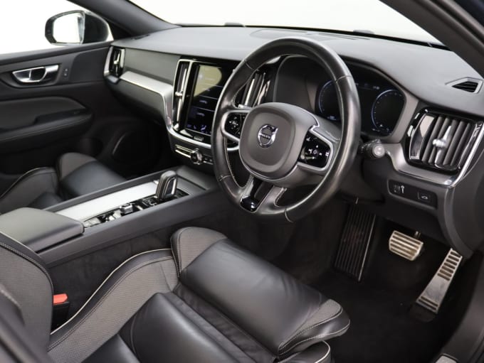 2021 Volvo V60