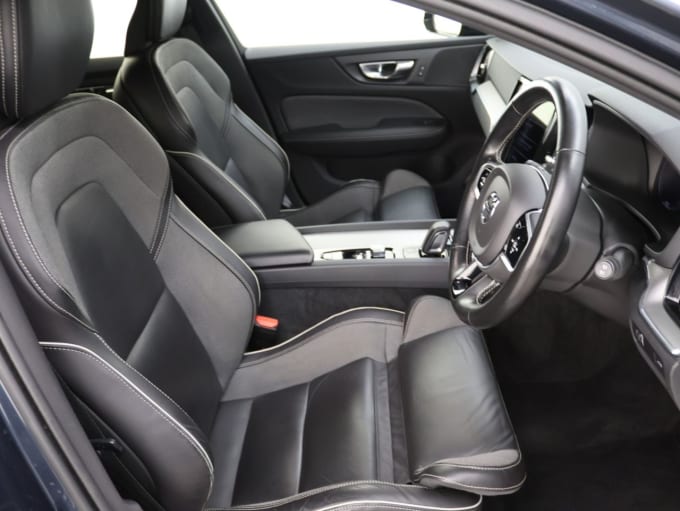 2021 Volvo V60