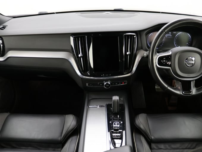 2021 Volvo V60