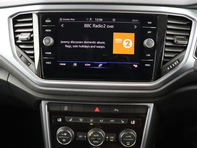 2025 Volkswagen T-roc