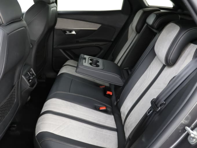 2025 Peugeot 3008