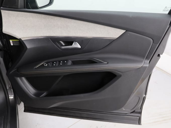 2025 Peugeot 3008