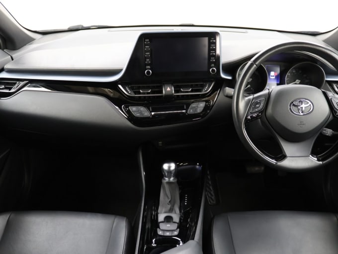2025 Toyota C-hr