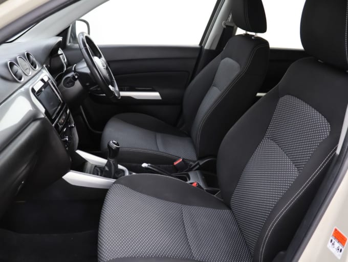 2025 Suzuki Vitara