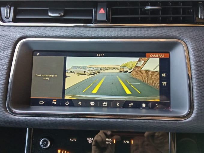 2025 Land Rover Range Rover Evoque