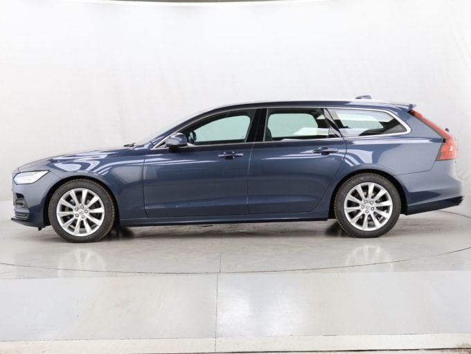 2020 Volvo V90