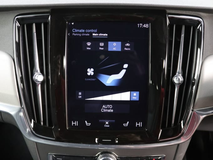 2020 Volvo V90