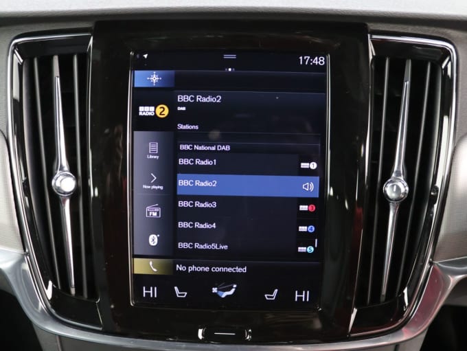 2020 Volvo V90