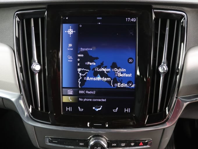 2020 Volvo V90