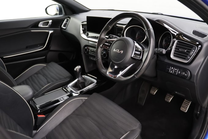 2025 Kia Proceed