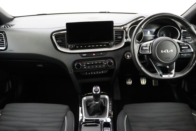 2025 Kia Proceed