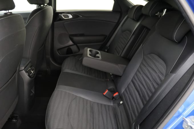 2025 Kia Proceed