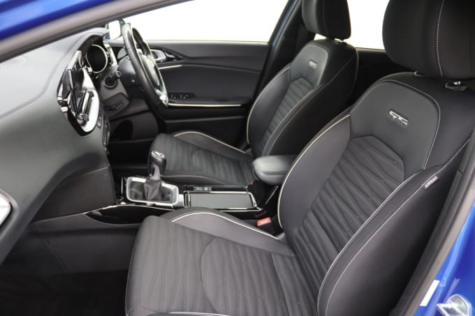 2025 Kia Proceed