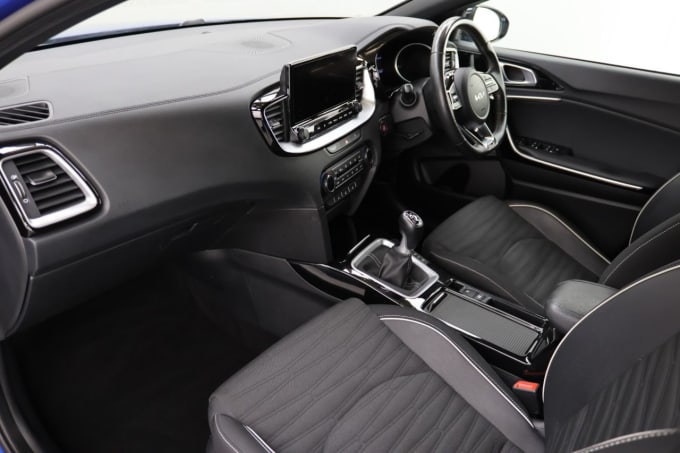 2025 Kia Proceed