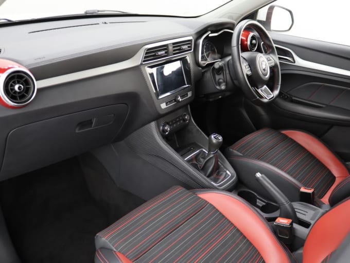 2025 Mg Mg Zs