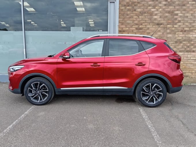2025 Mg Mg Zs