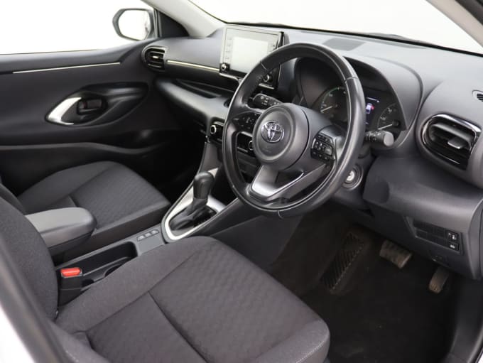 2025 Toyota Yaris