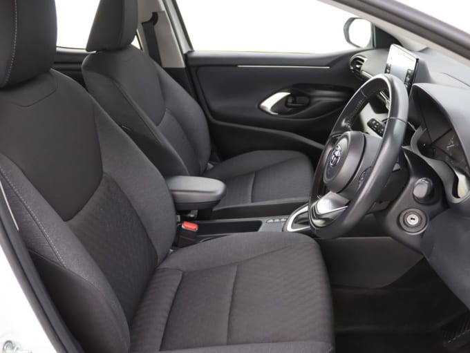 2025 Toyota Yaris