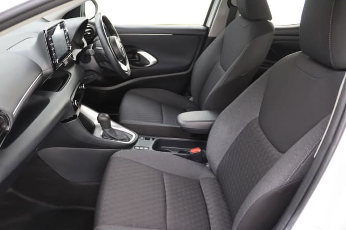 2025 Toyota Yaris