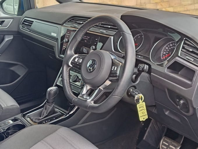 2025 Volkswagen Touran