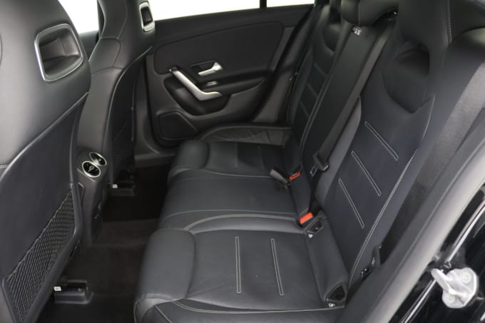 2025 Mercedes-benz Cla