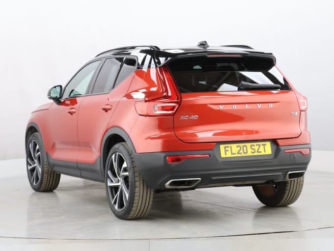 2025 Volvo Xc40