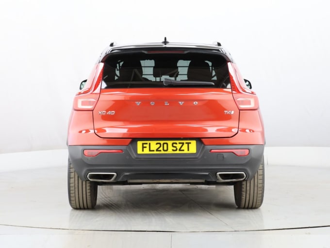 2025 Volvo Xc40