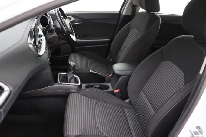 2025 Kia Ceed