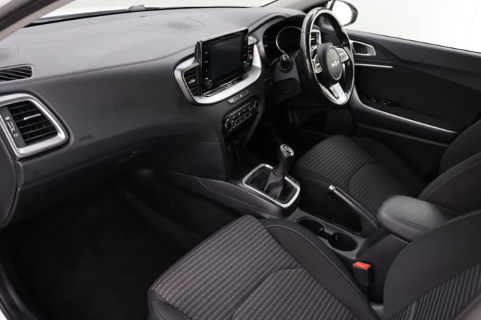 2025 Kia Ceed