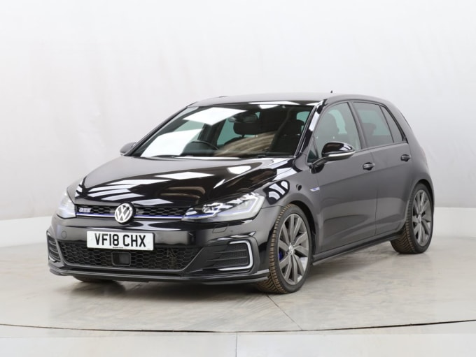 2025 Volkswagen Golf